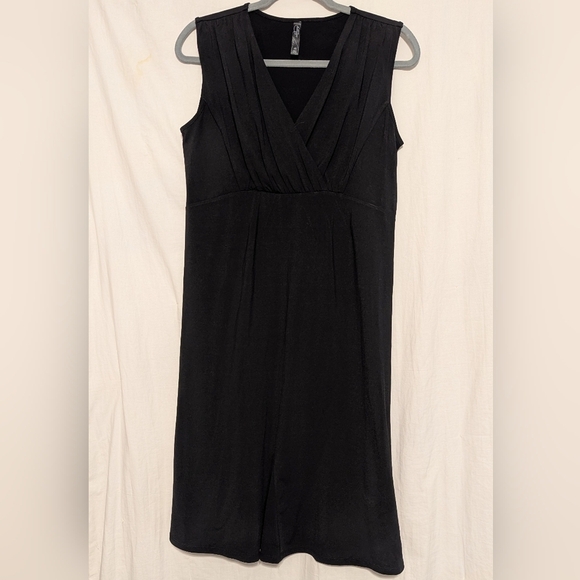Old Navy Maternity Black Sleeveless Midi Dress - Picture 1 of 2
